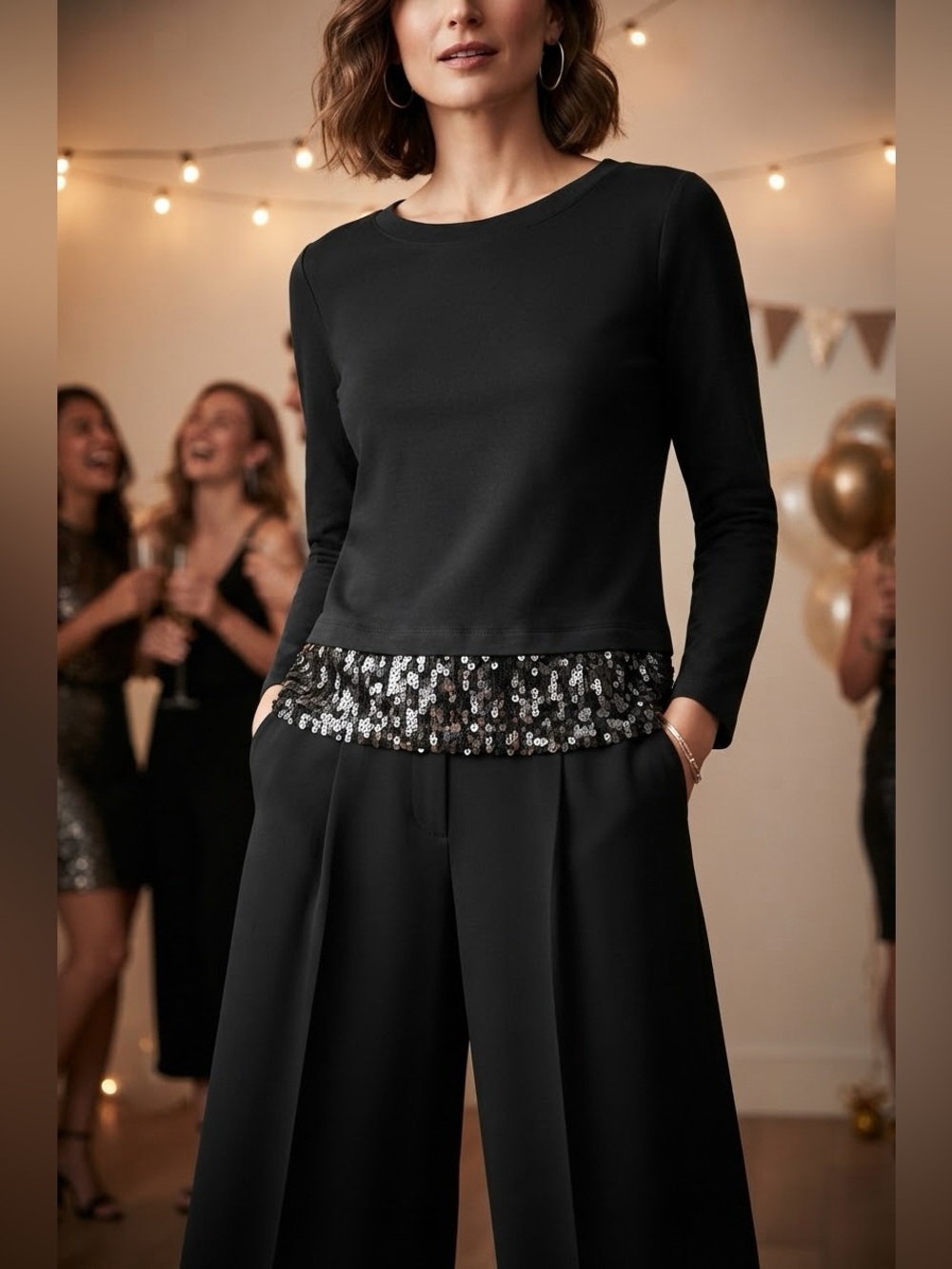 LOFT Black Long-Sleeve Top
w/black Sequin Trim EUC
Oversized (see measur) Sz S